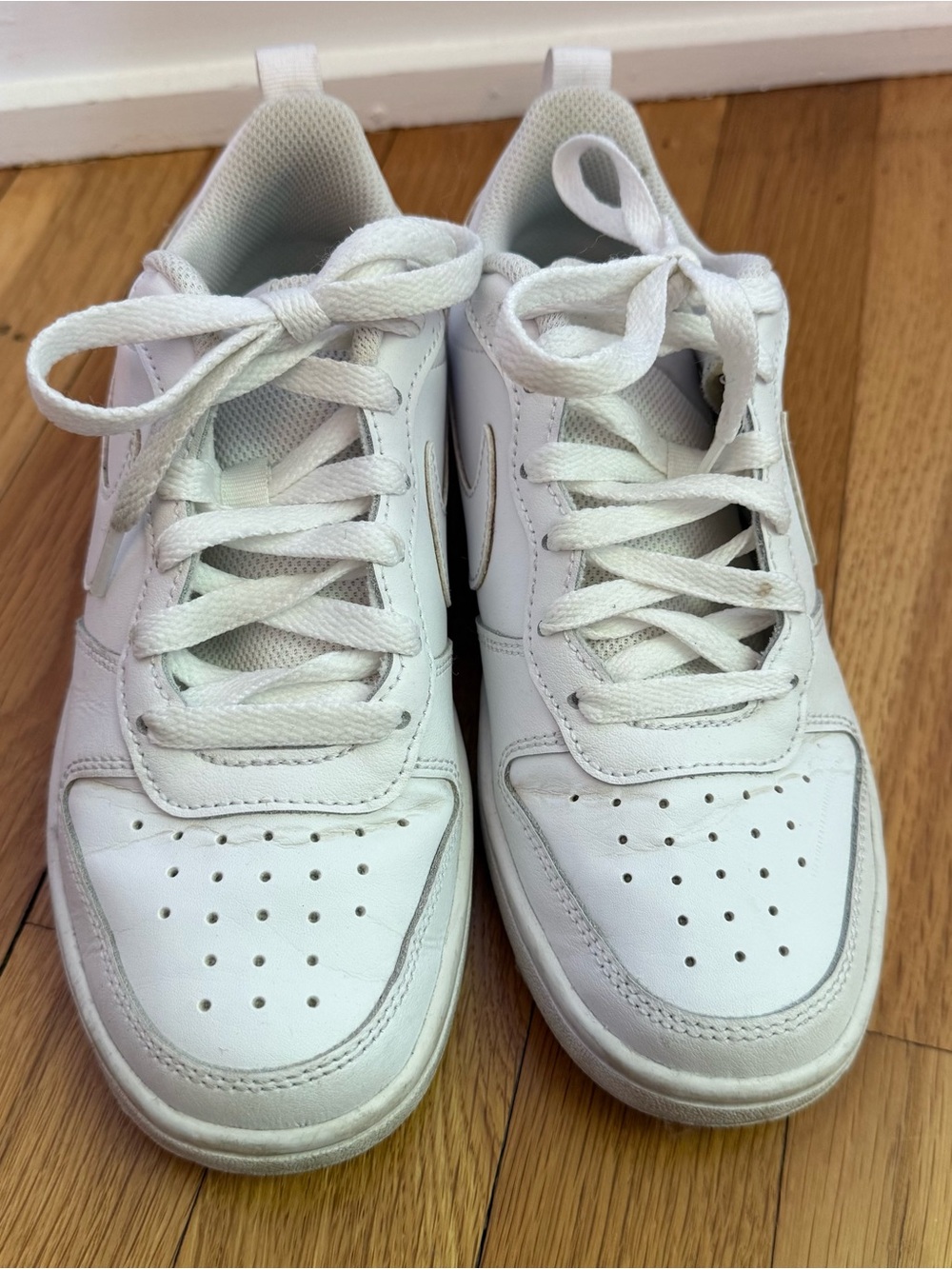 Kids Nike Court Borough Low 2